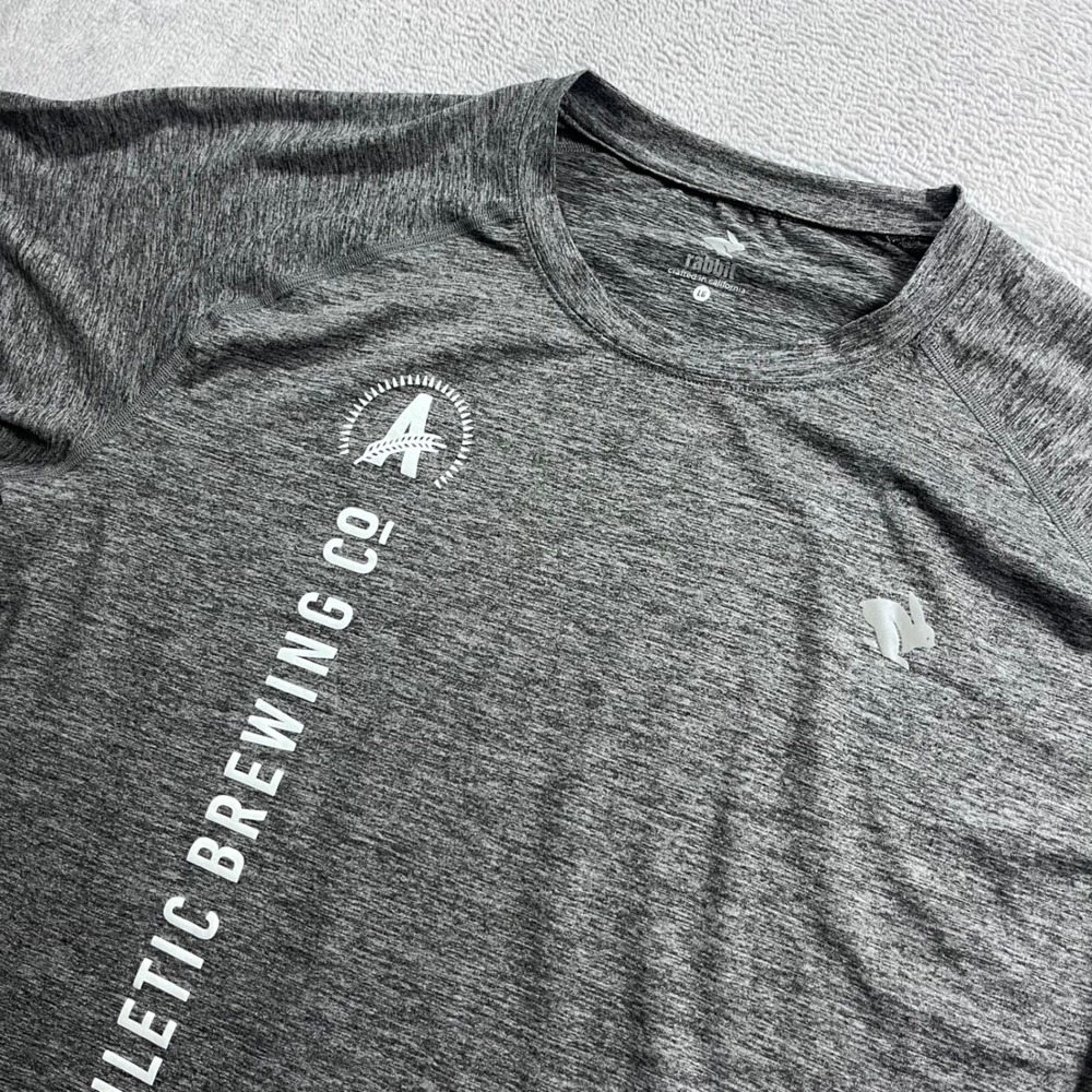 Rabbit Mens EZ Tee Athletic Brewing Co Running Shirt Grey Short Sleeve Large